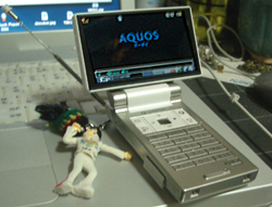 aquos905sh.jpg